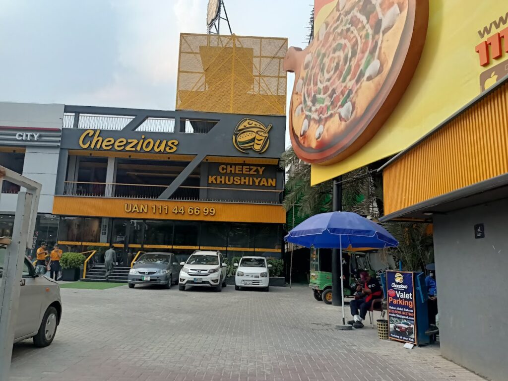Cheezious Pakistan's Largest Pizza Dine Gulberg III Lahore